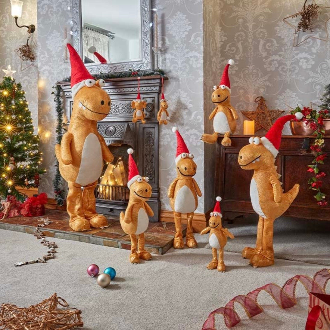200cm Giant Christmas Dinosaur with Santa Hat – Gold GigaBite