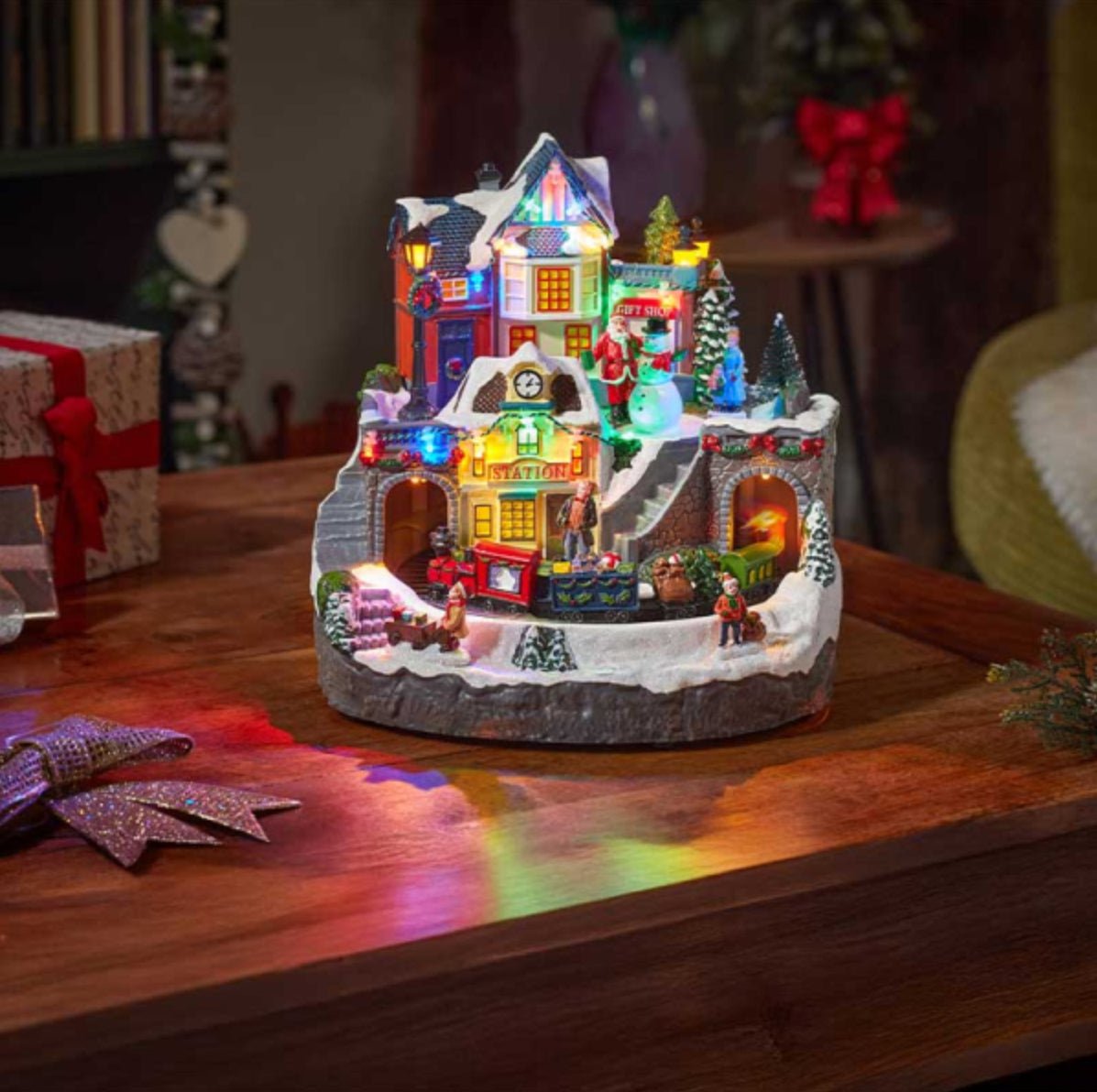 Station Wonderland SnowScene