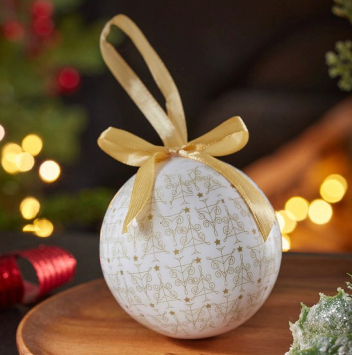 Vintage Baubles – Snowflakes, Box of 14